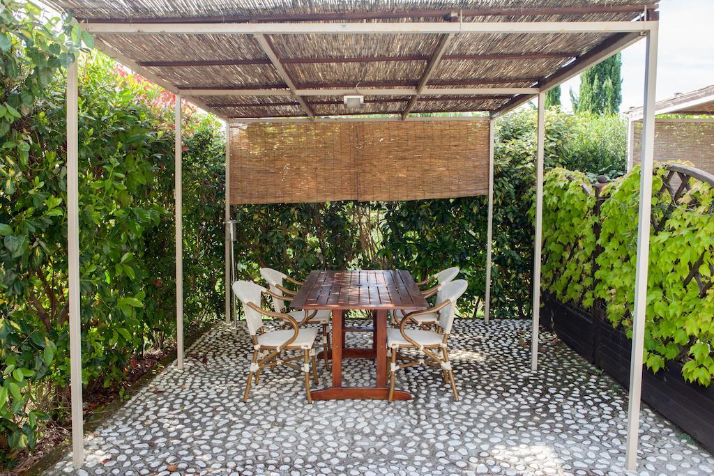 Casa Vacanze "Casale Al Pino" Рипарбелла Номер фото
